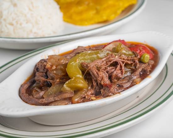 La Carreta signature dishes Ropa Vieja
Vaca Frita
Maduros